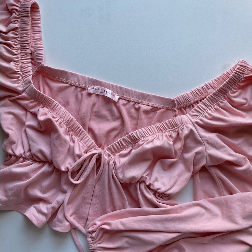 Blue Blush x Buckle Pink Women's wrap style long sleeve crop Top - size medium